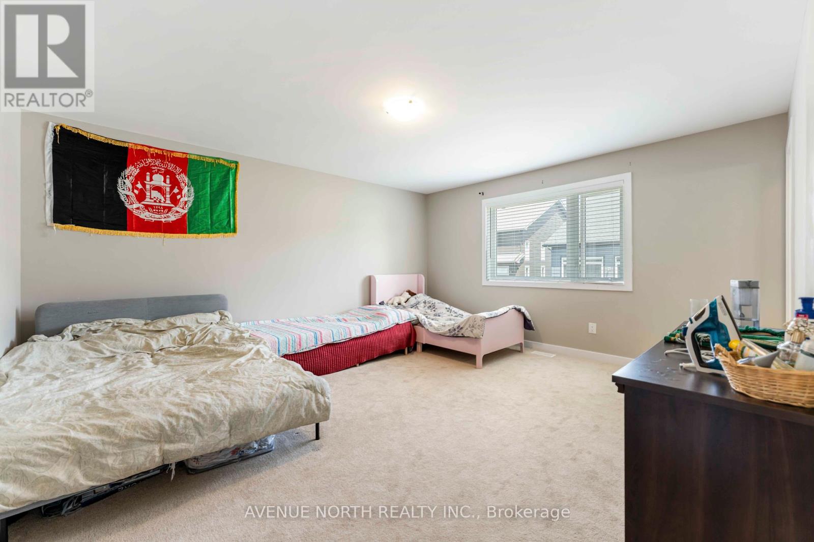 1018 Kijik Crescent
