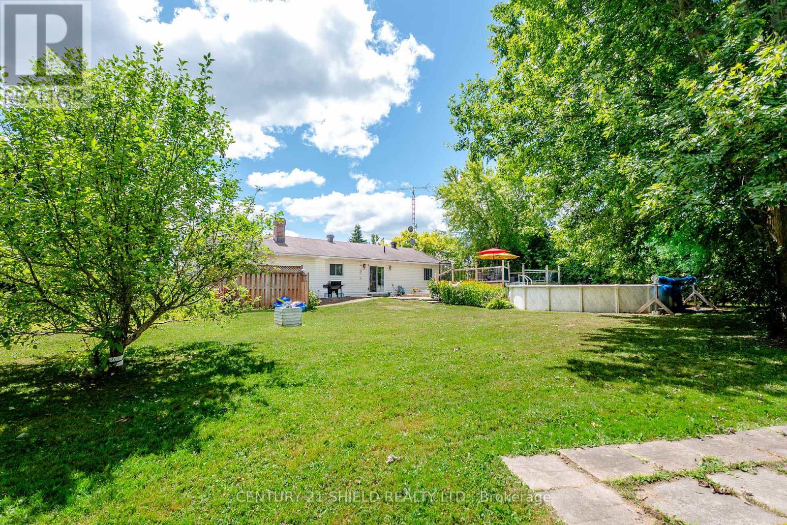 14215 County Rd 2 Highway