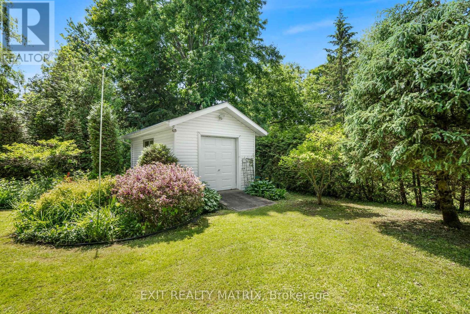 31 Front Road