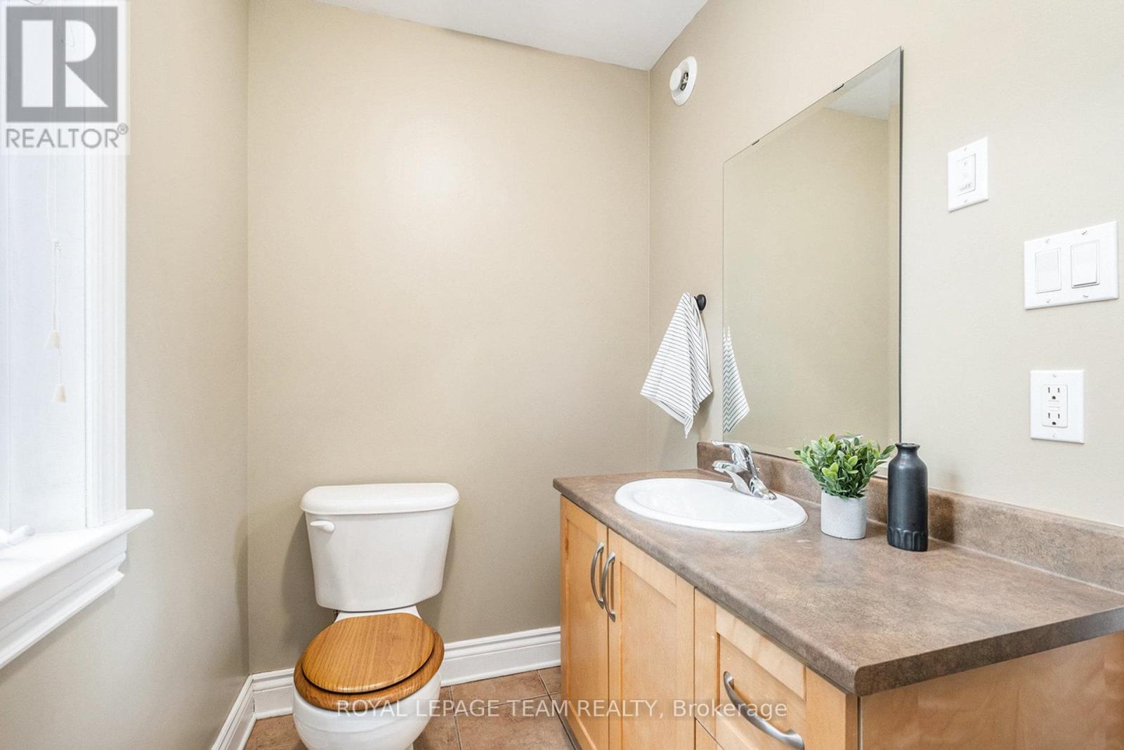 1307 Whitney Road