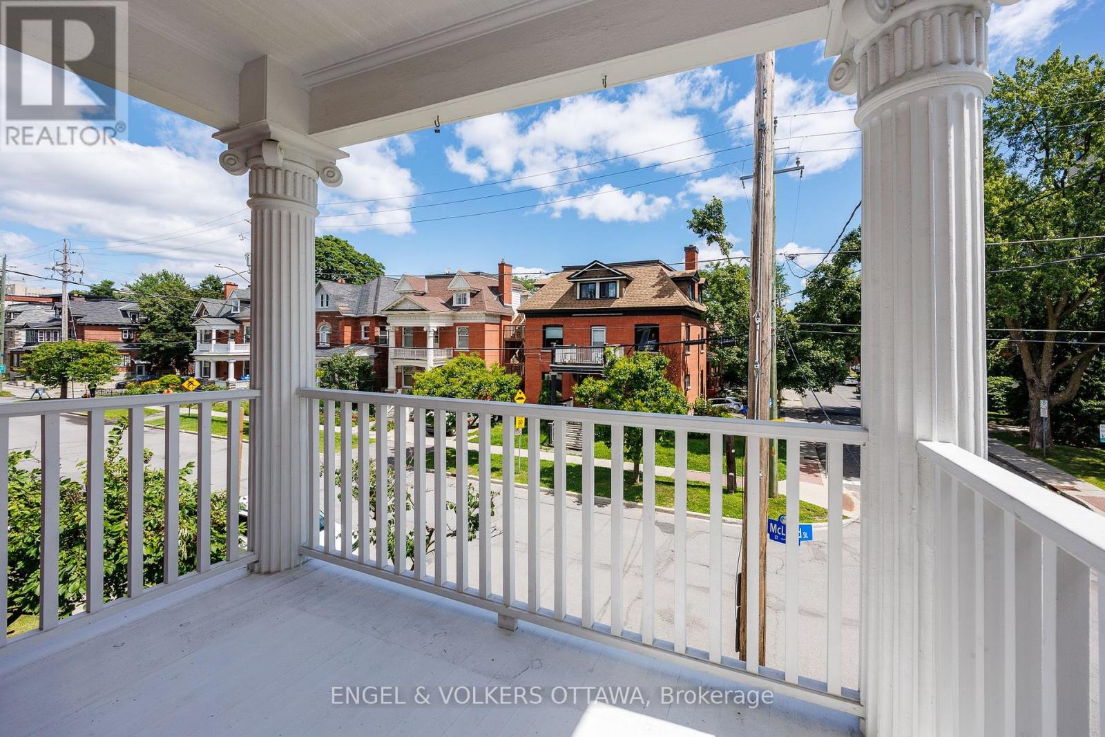 172 Cartier Street N