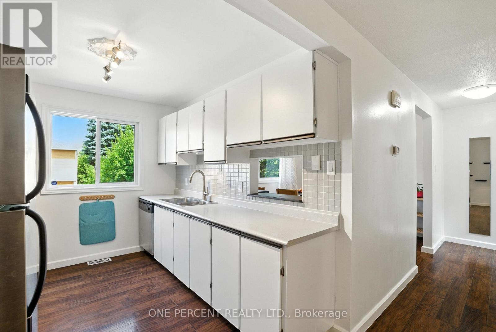 71 - 4640 Cosmic Place E