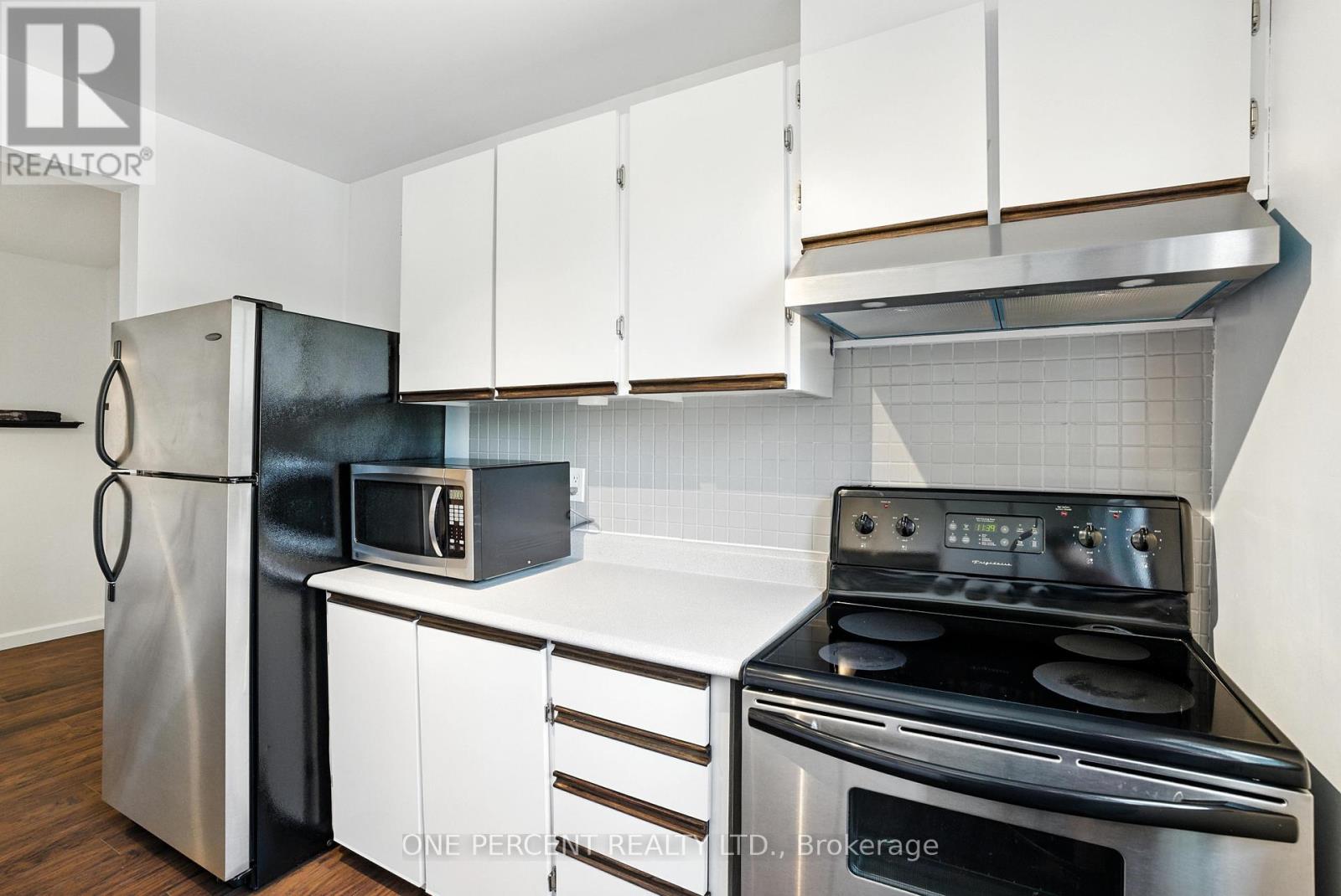 71 - 4640 Cosmic Place E