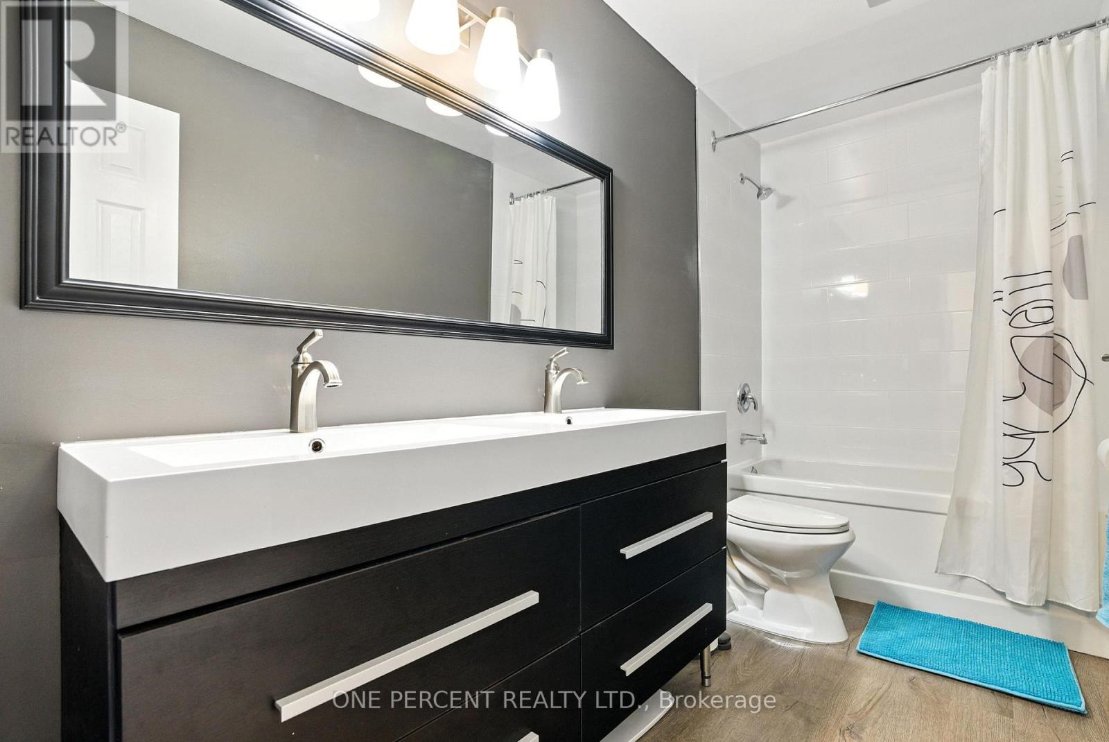 71 - 4640 Cosmic Place E
