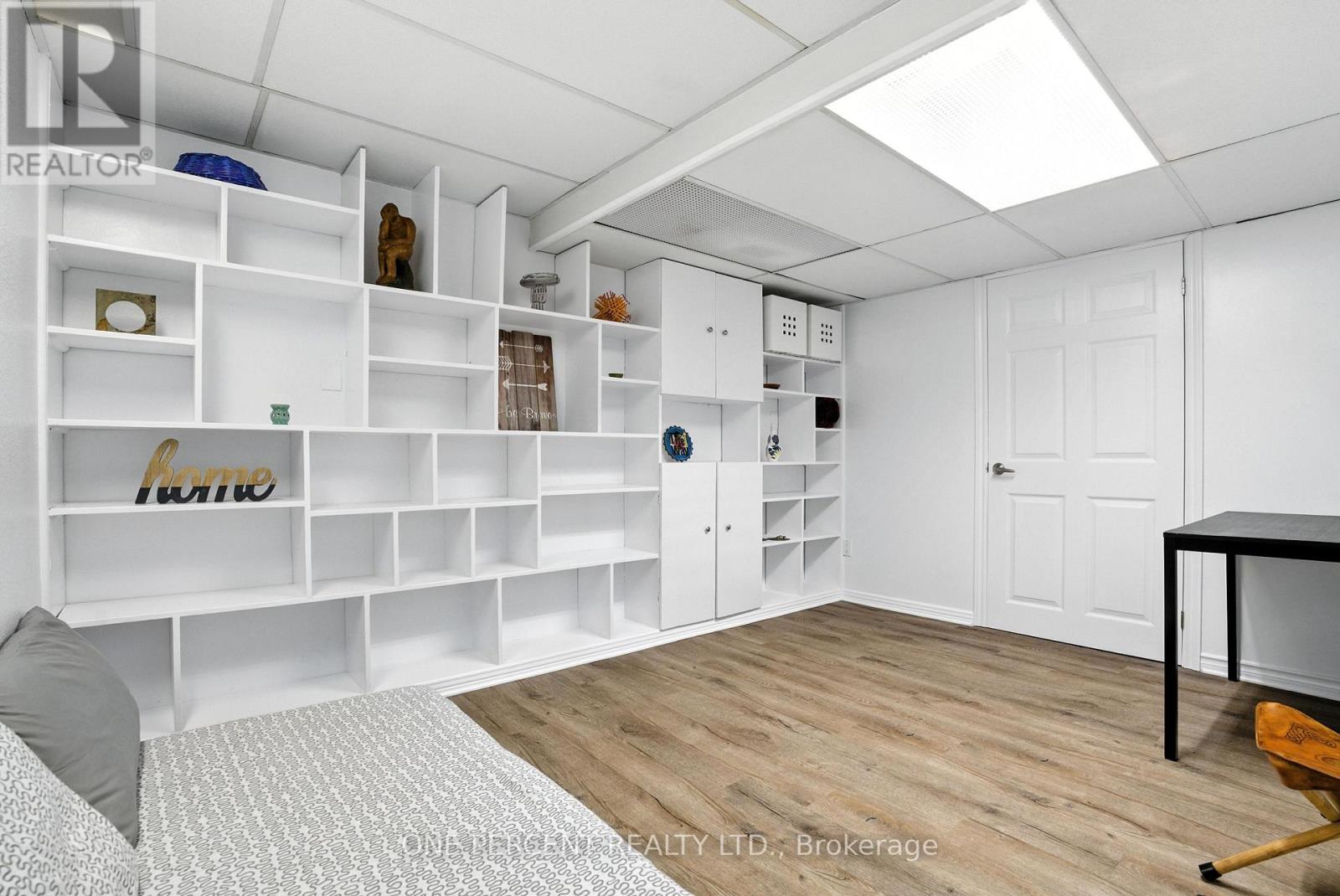 71 - 4640 Cosmic Place E