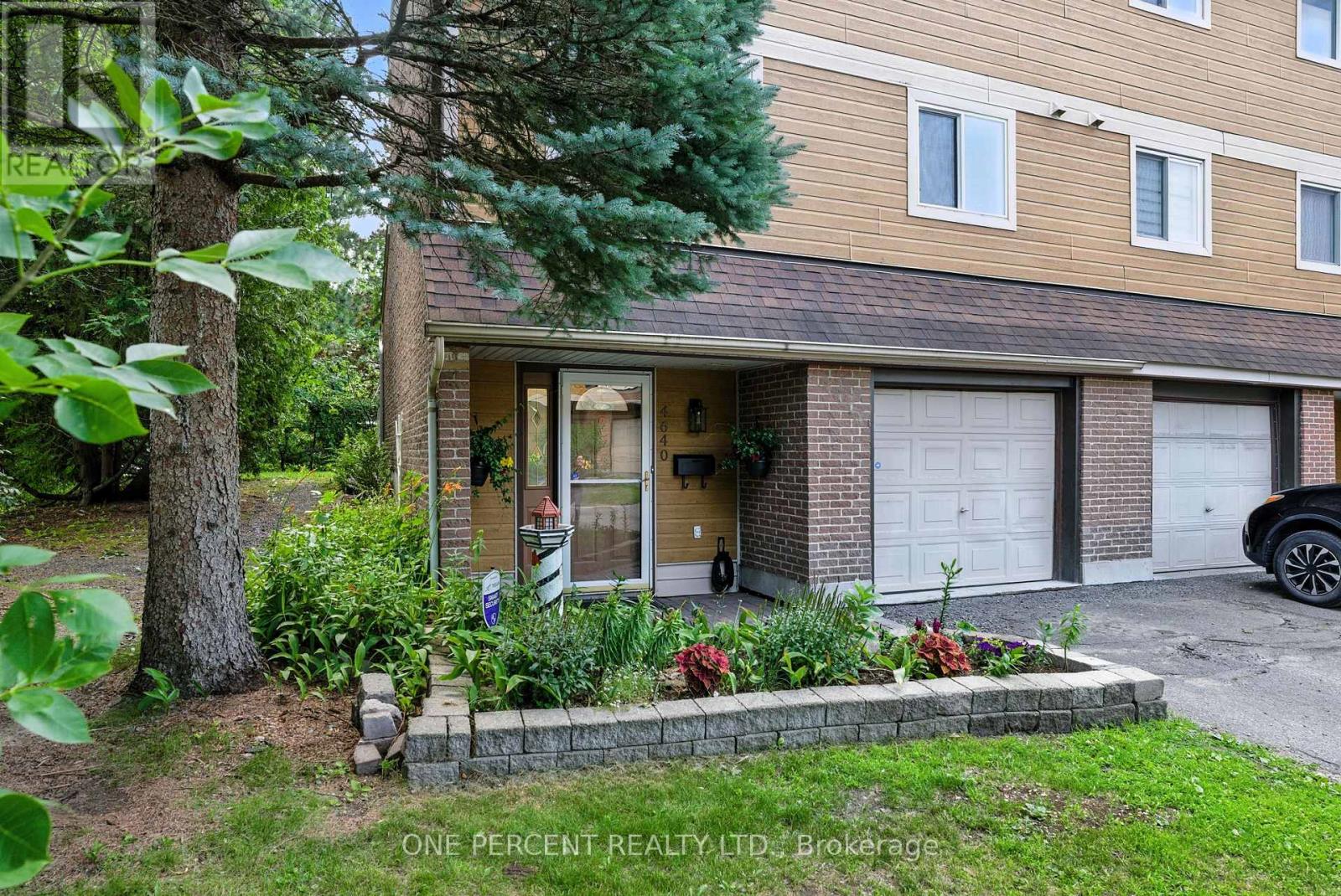 71 - 4640 Cosmic Place E