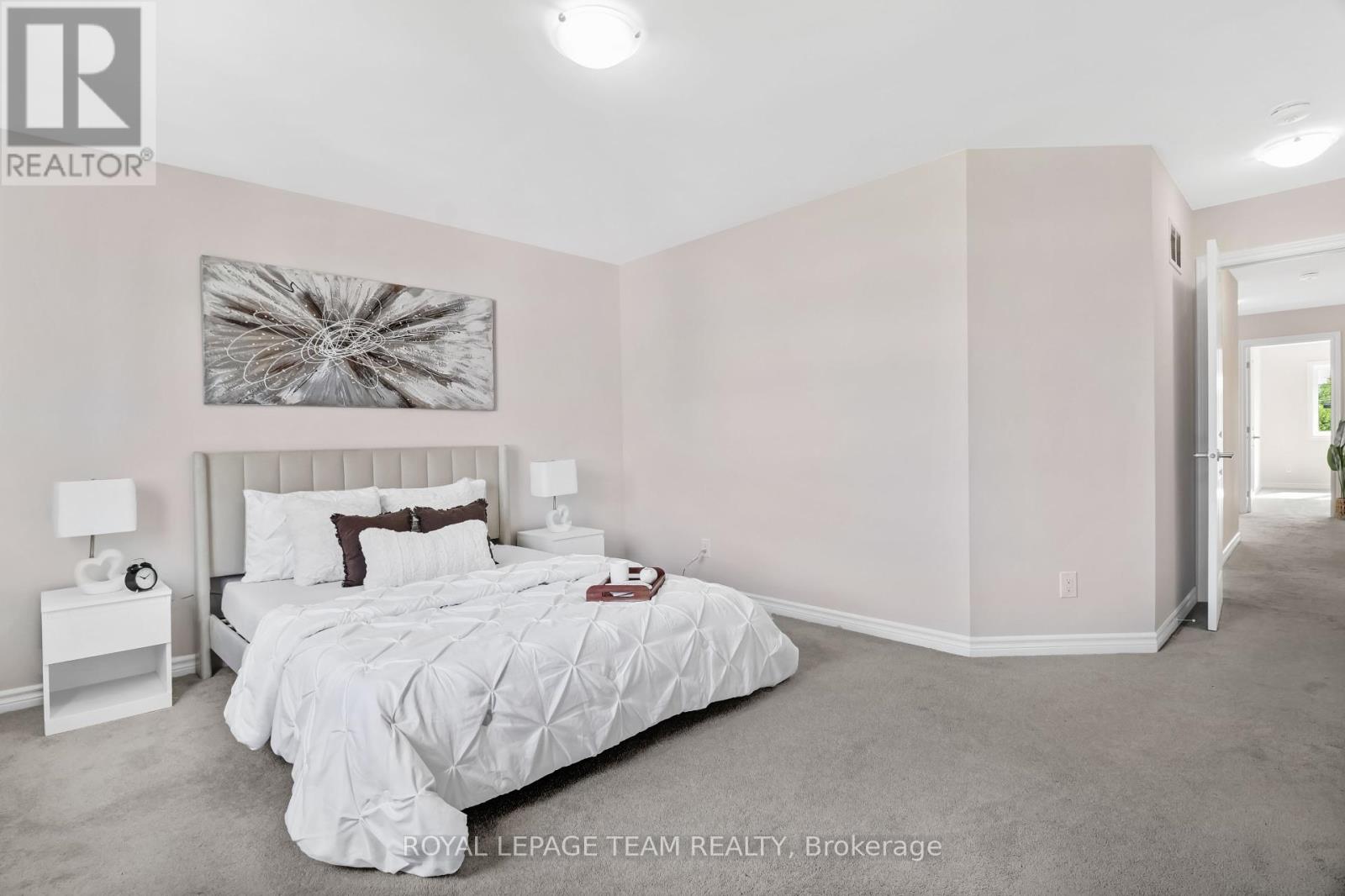 126 Wabikon Crescent