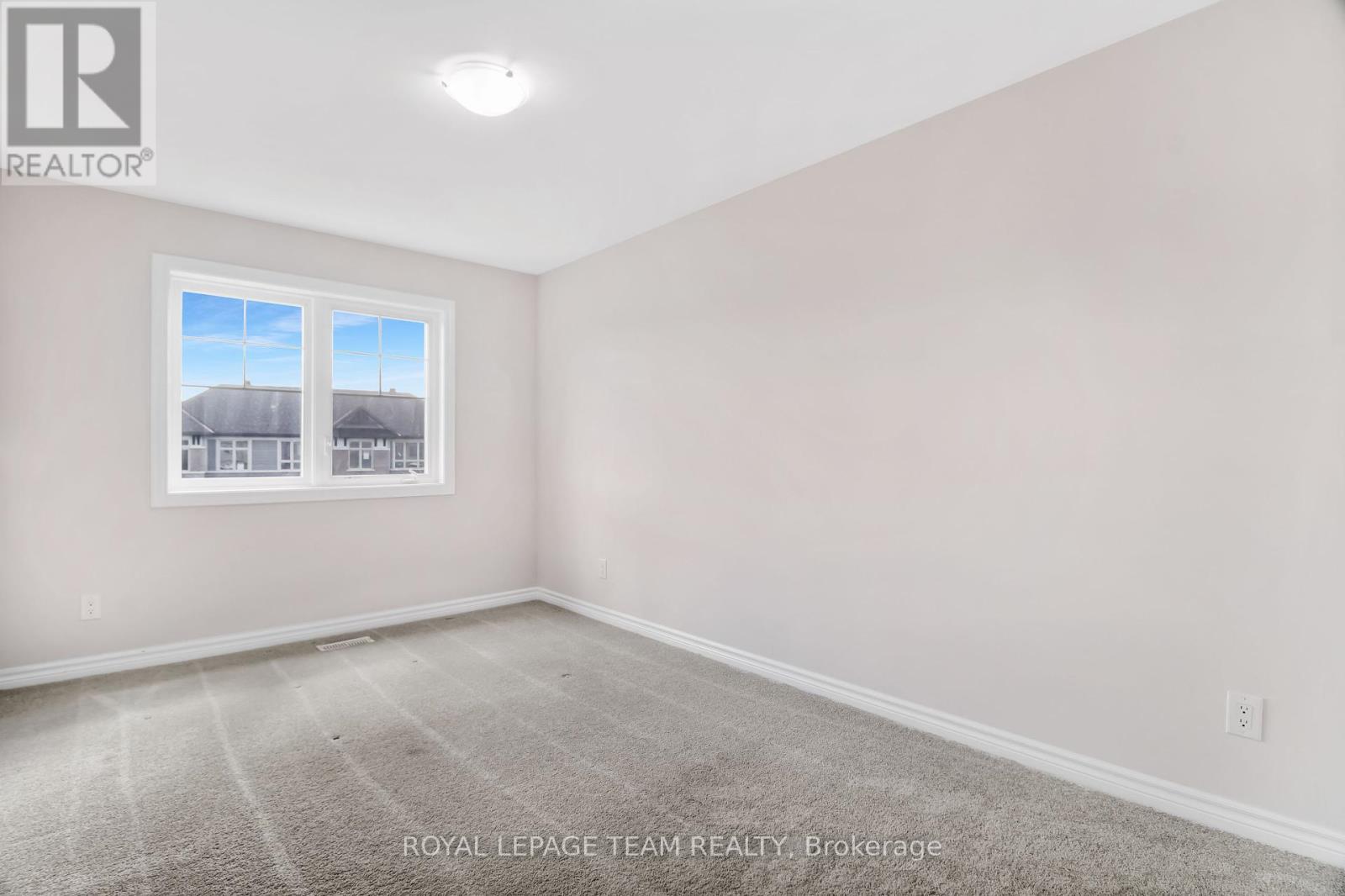 126 Wabikon Crescent