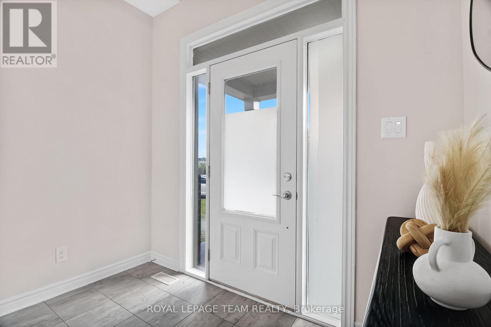 126 Wabikon Crescent