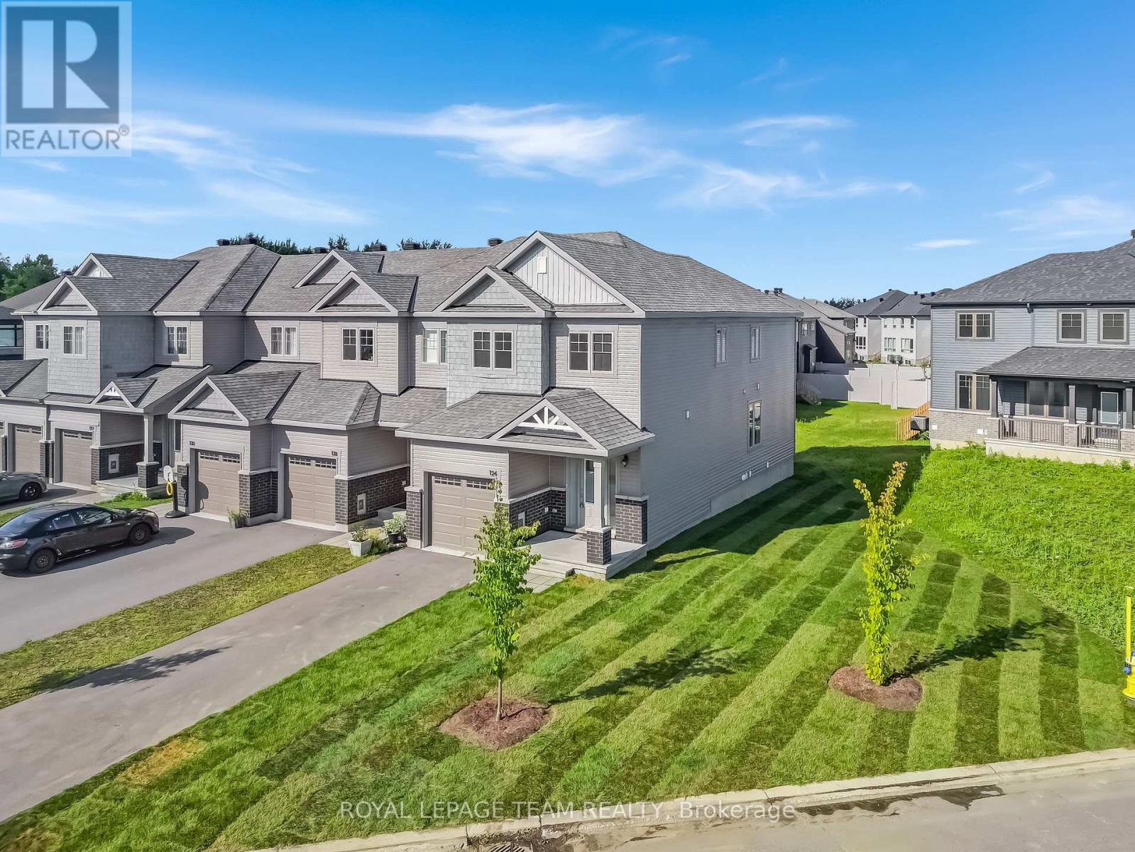 126 Wabikon Crescent