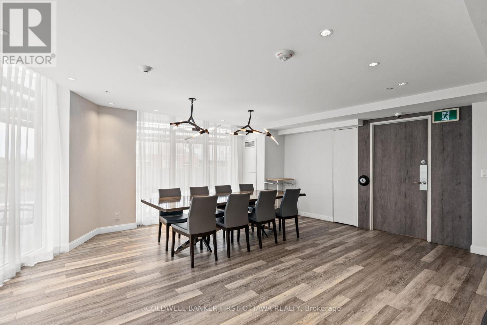 1905 - 485 Richmond Road