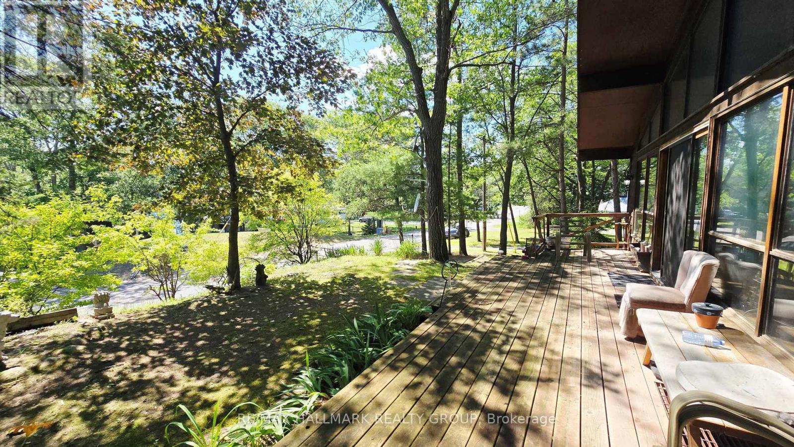 1087 Bayview Drive
