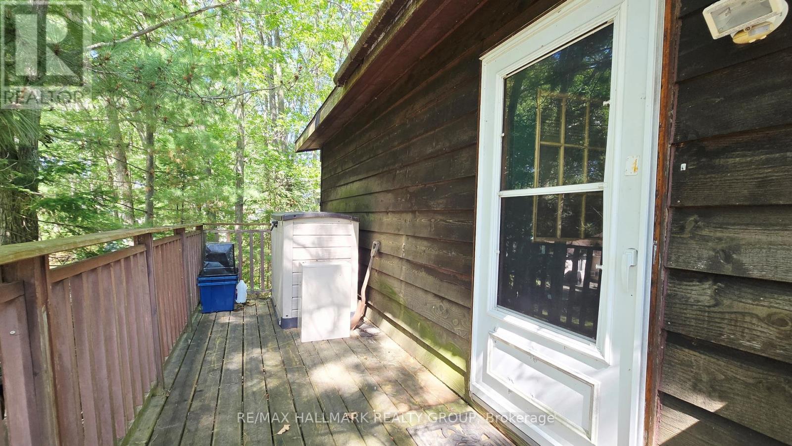 1087 Bayview Drive