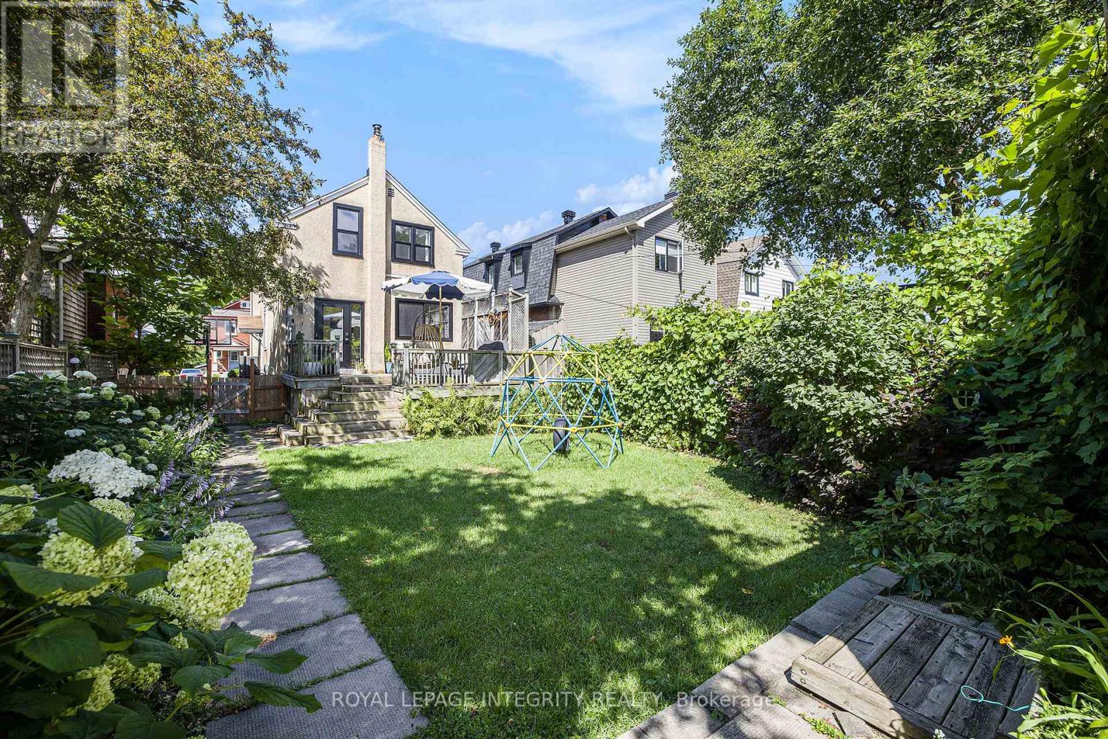 67 Caroline Avenue