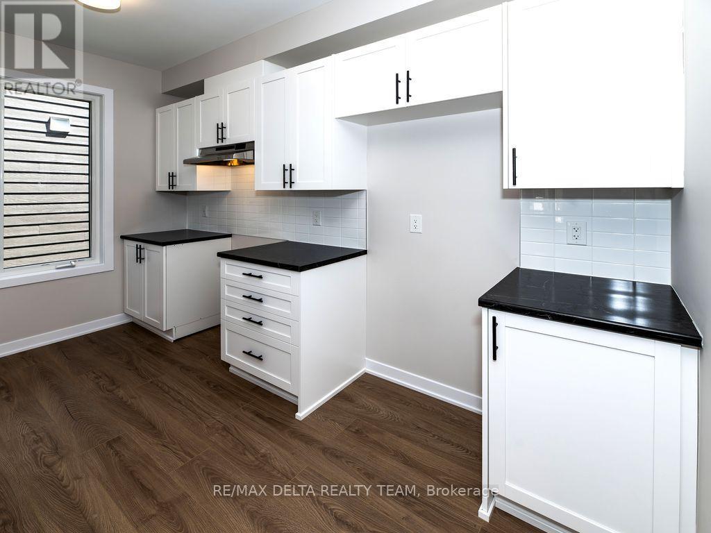 337 Catsfoot Walk S