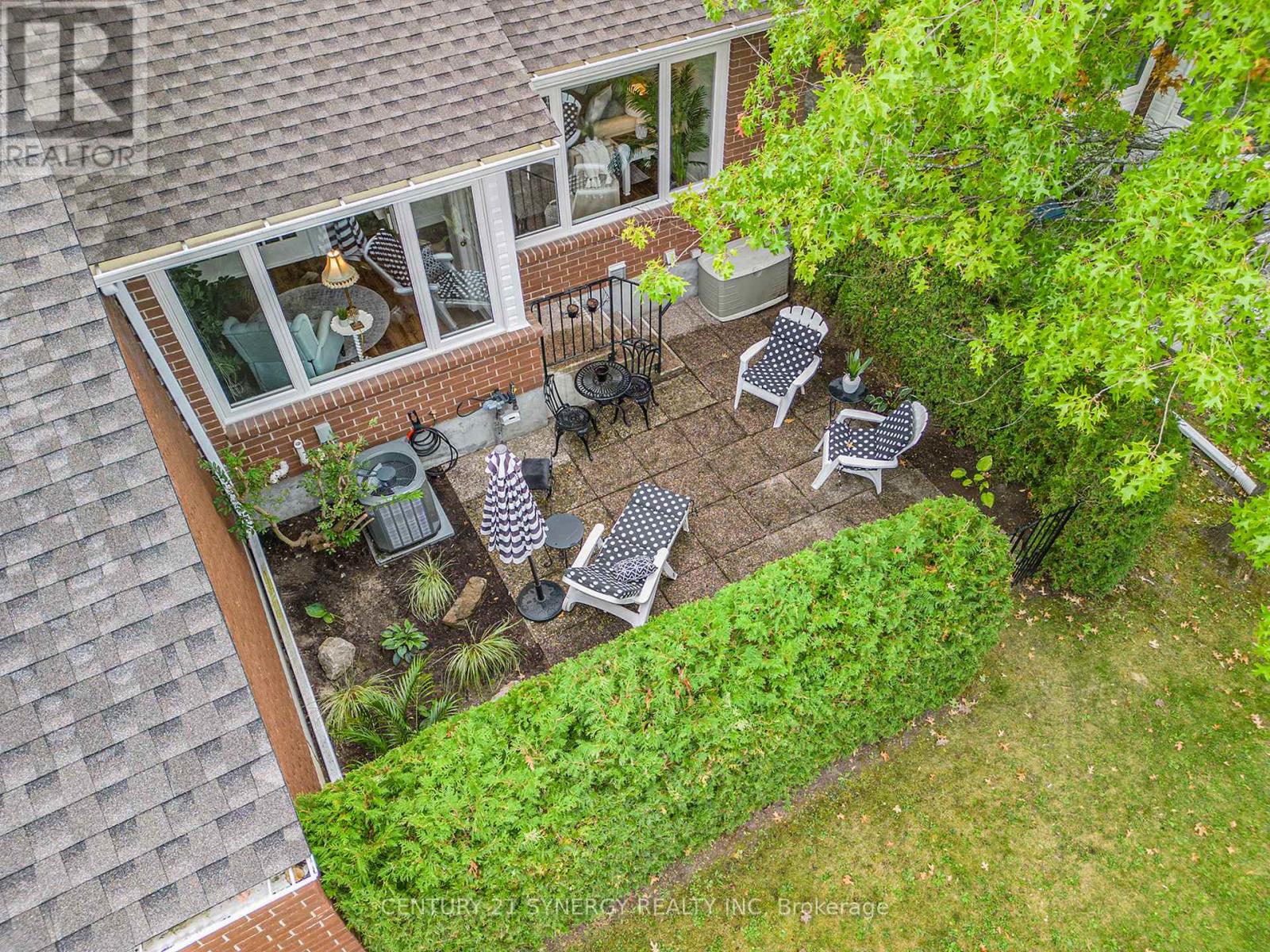 44 Innesbrook Court