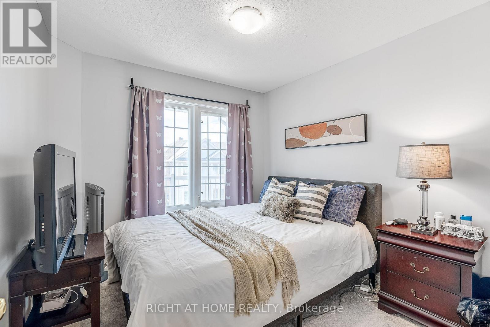 134 Fordham Private