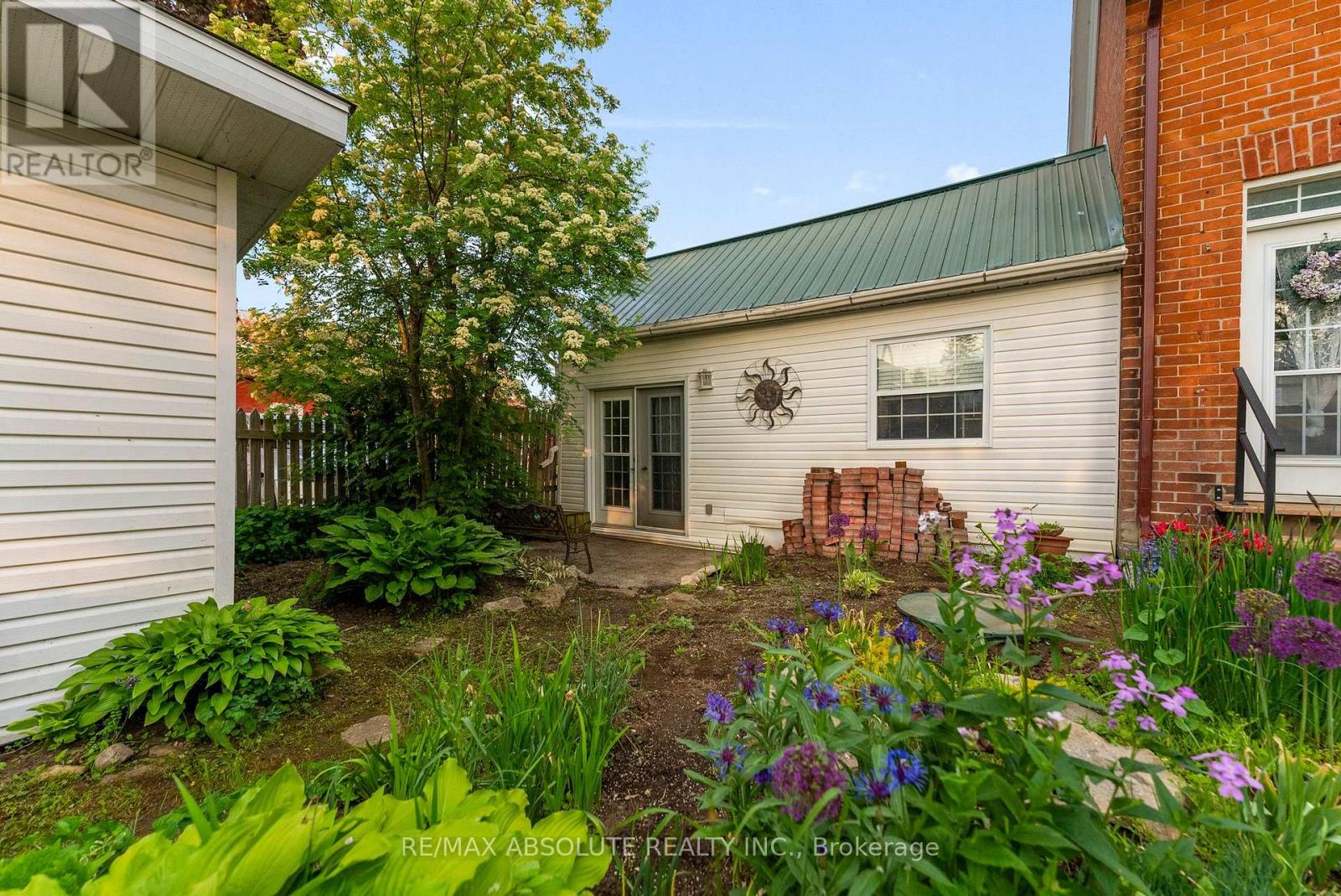167 Macfarlane Street