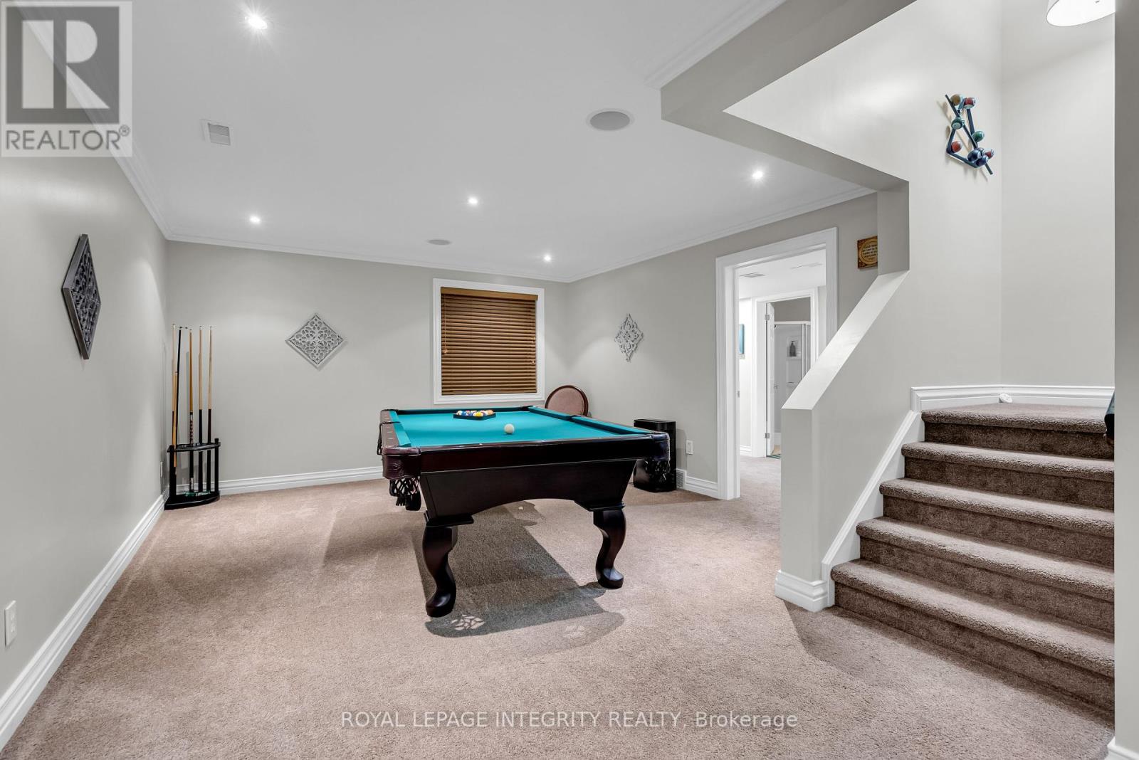 27 Marchbrook Circle