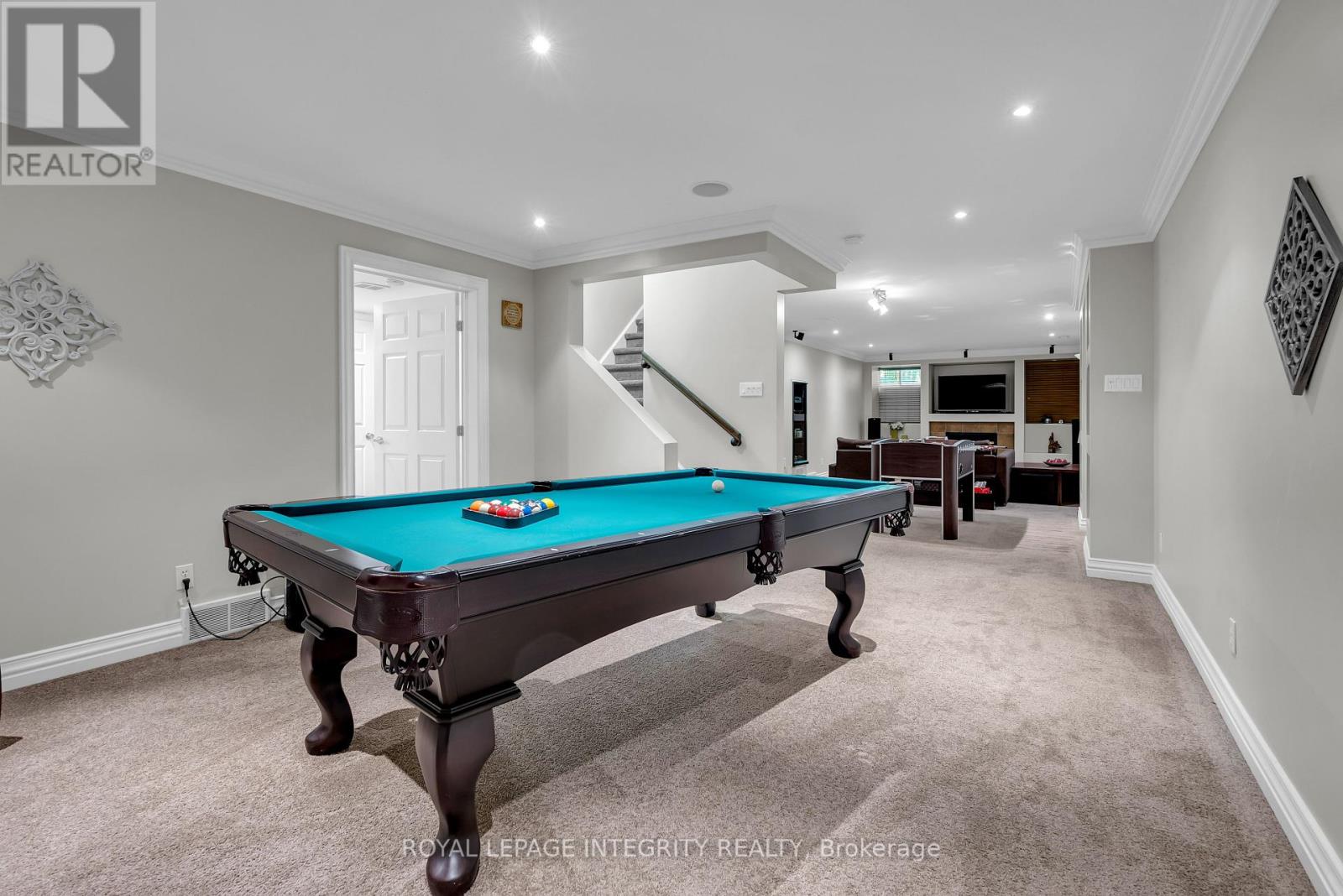27 Marchbrook Circle