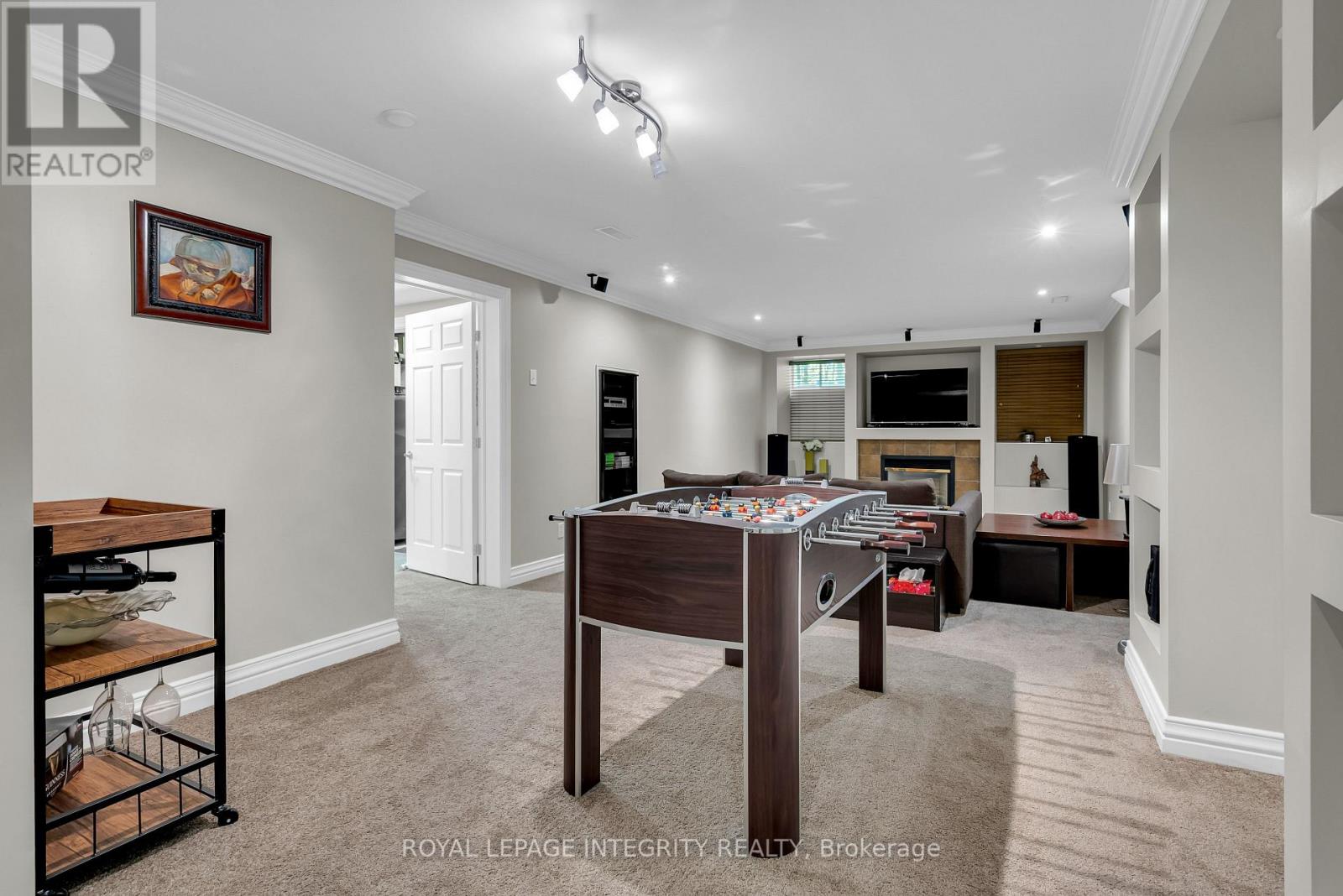 27 Marchbrook Circle