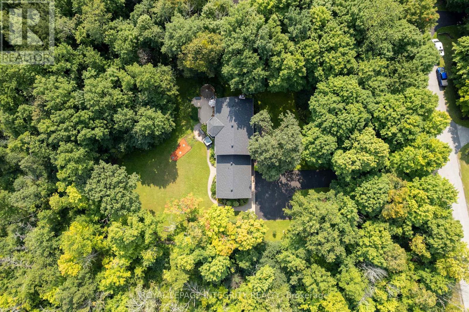 27 Marchbrook Circle
