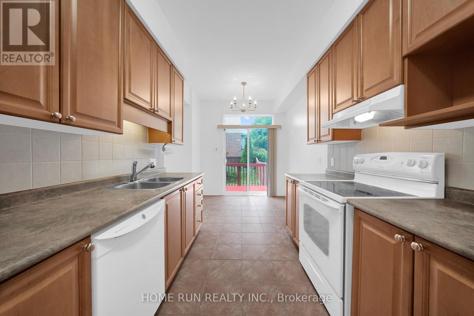 3438 Wyman Crescent