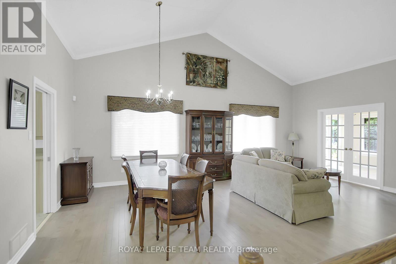 35 Fieldcrest Avenue