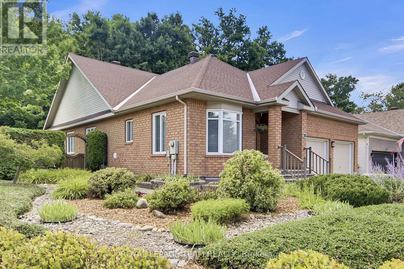 35 Fieldcrest Avenue