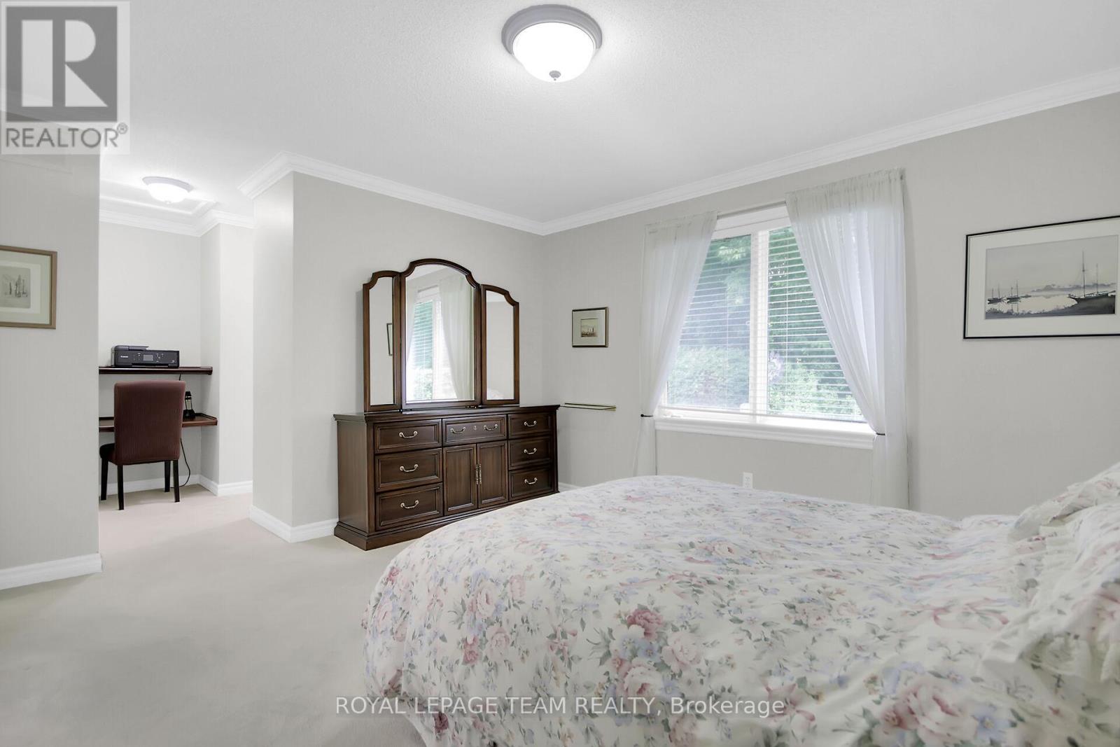 35 Fieldcrest Avenue