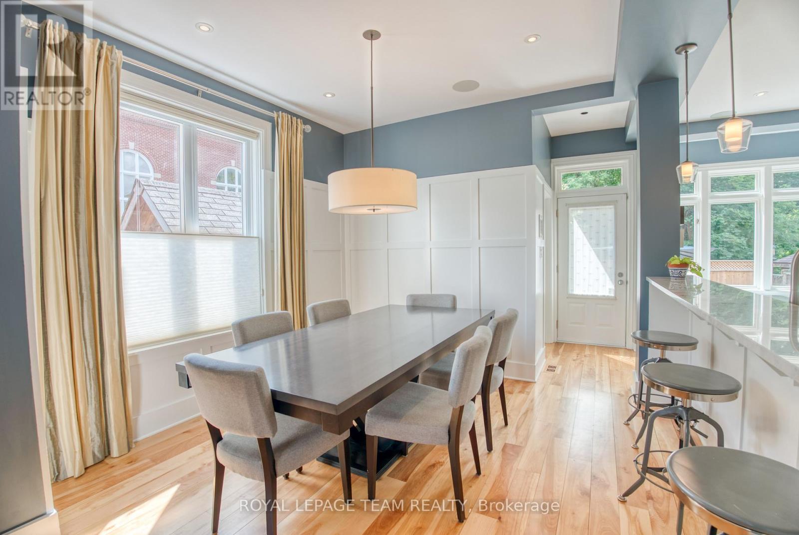 22 Rosebery Avenue