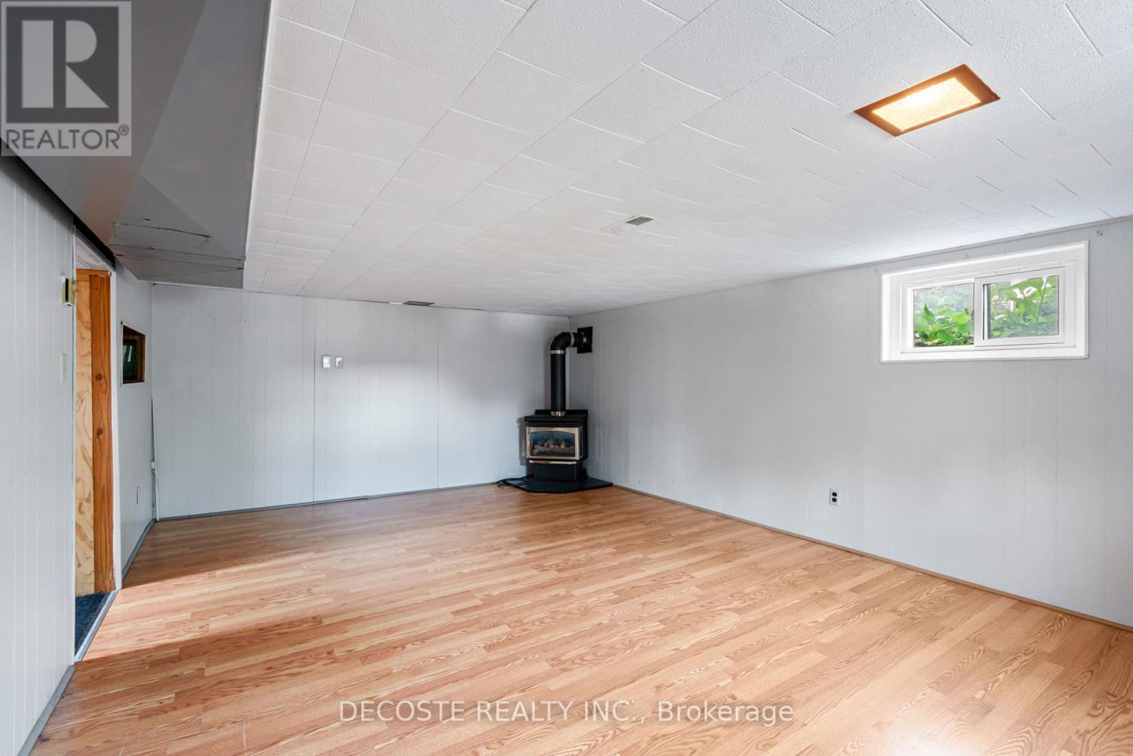 205 Dominion Street N