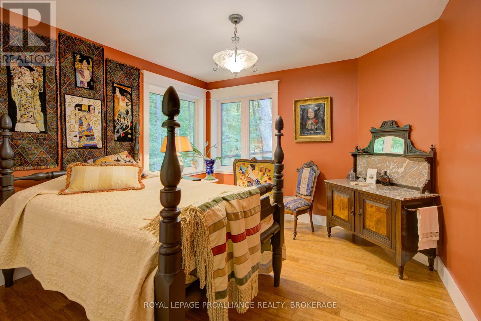 141 Maplebush Trail