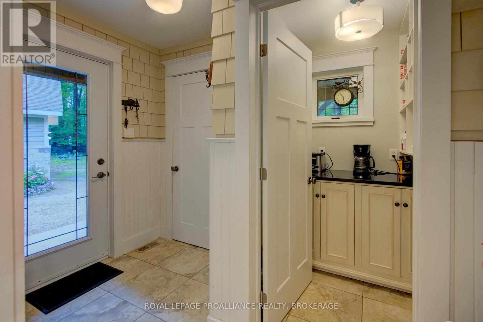 141 Maplebush Trail