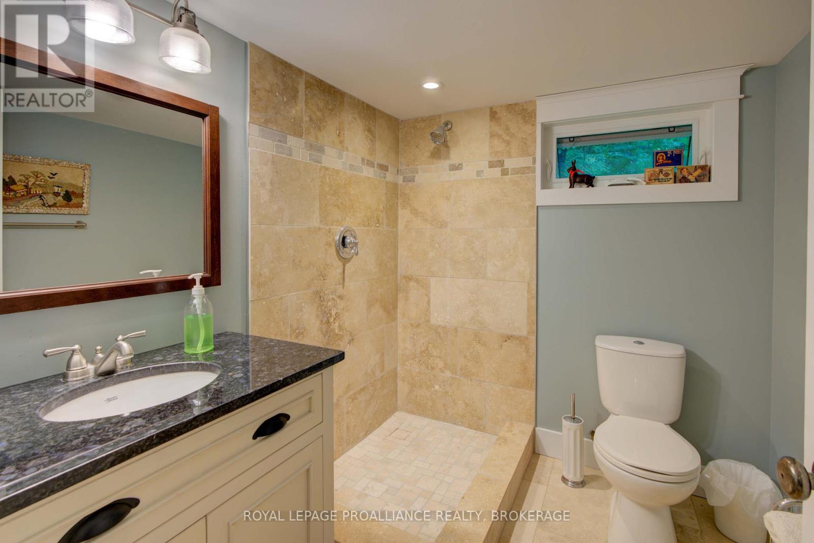 141 Maplebush Trail