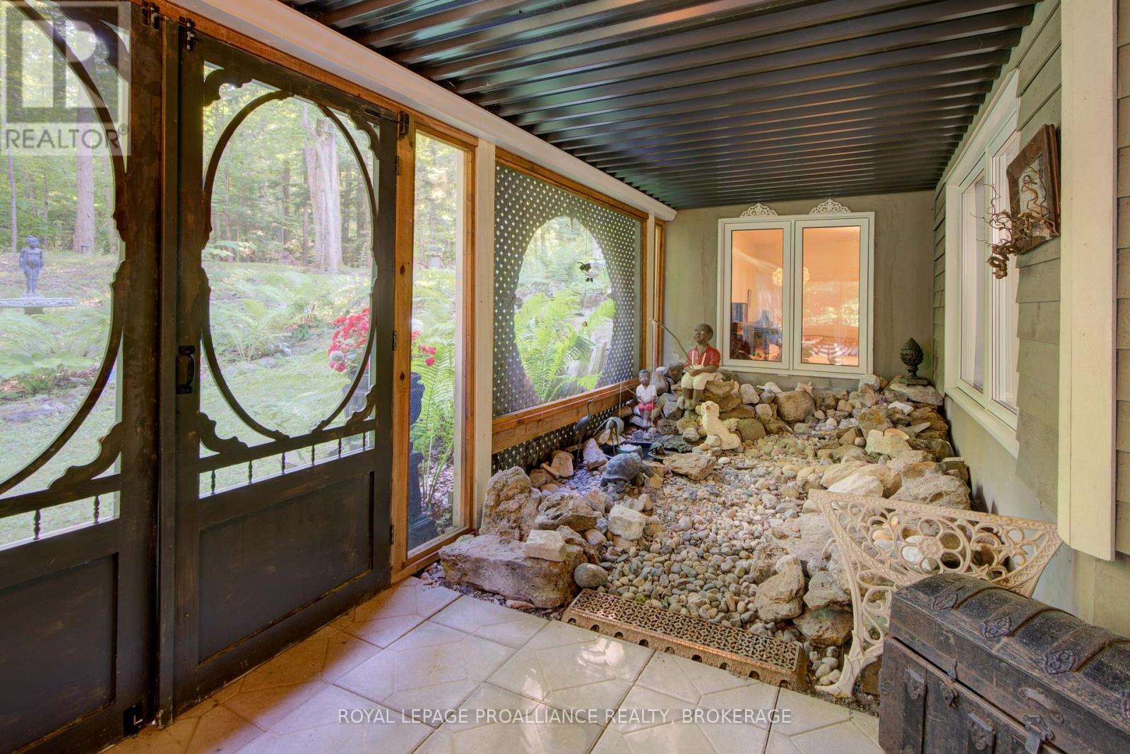 141 Maplebush Trail