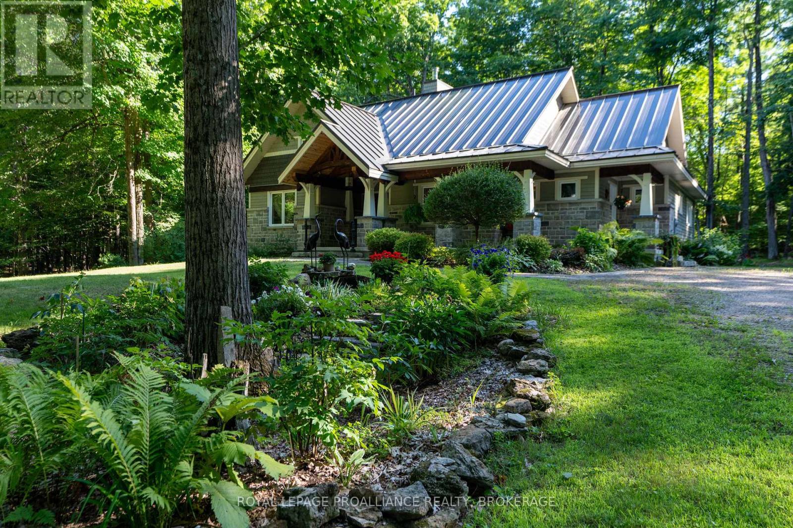 141 Maplebush Trail