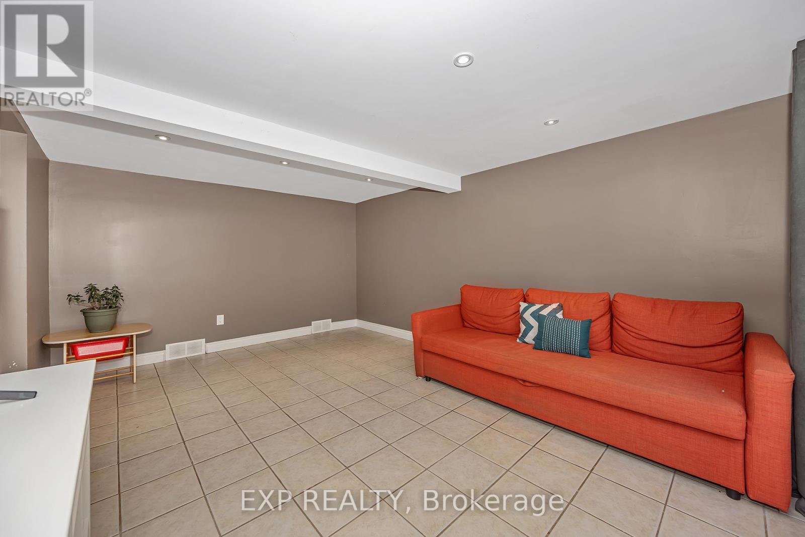 47 - 2300 Ogilvie Road