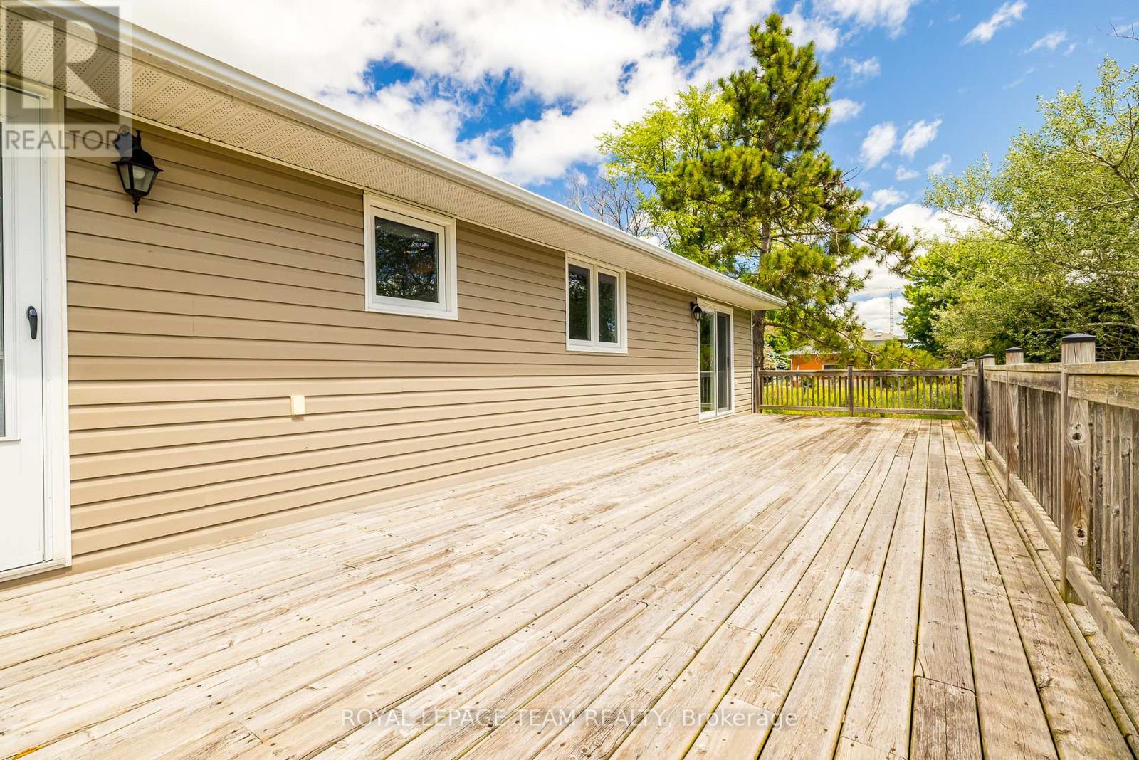 1234 Kinburn Side Road