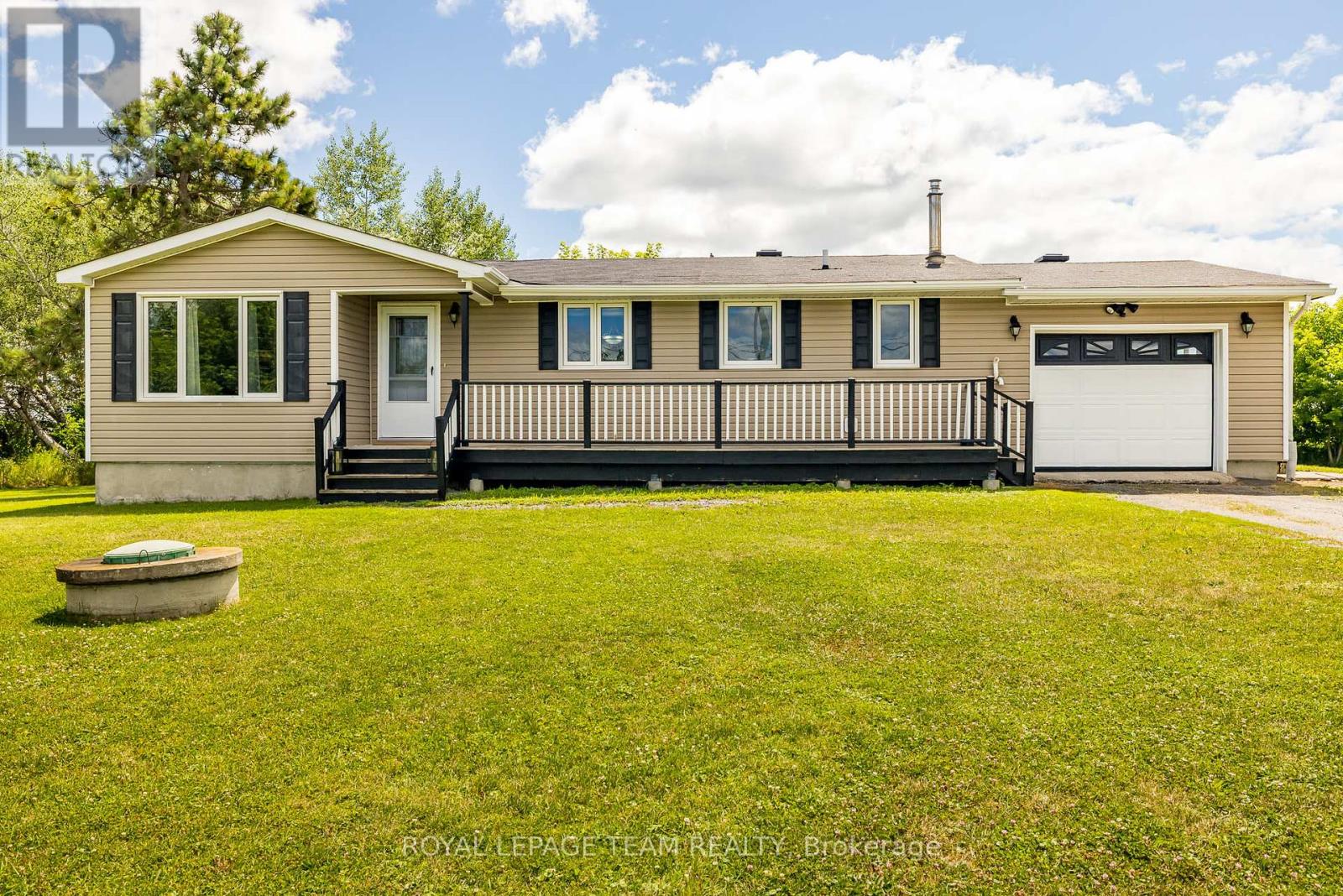 1234 Kinburn Side Road