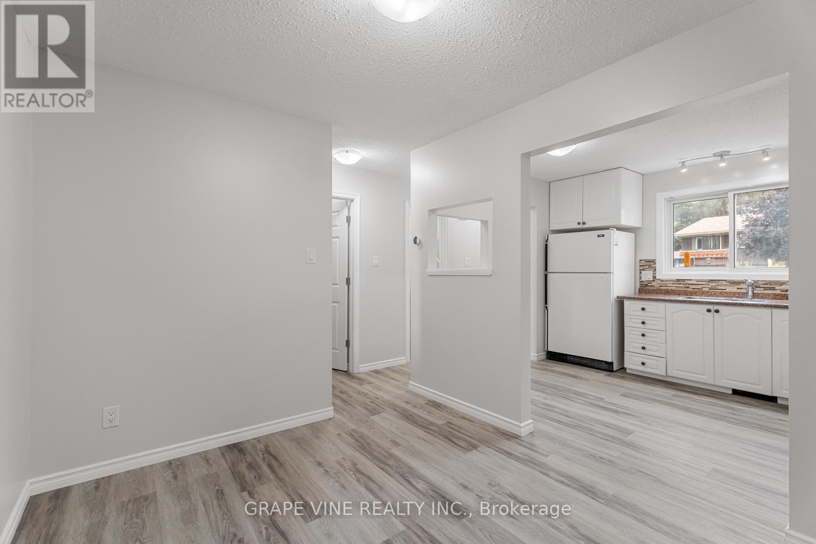 55 - 82 Chimo Drive