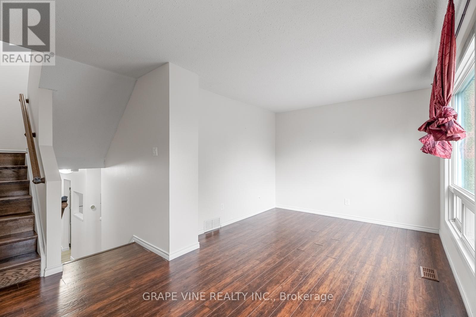 55 - 82 Chimo Drive