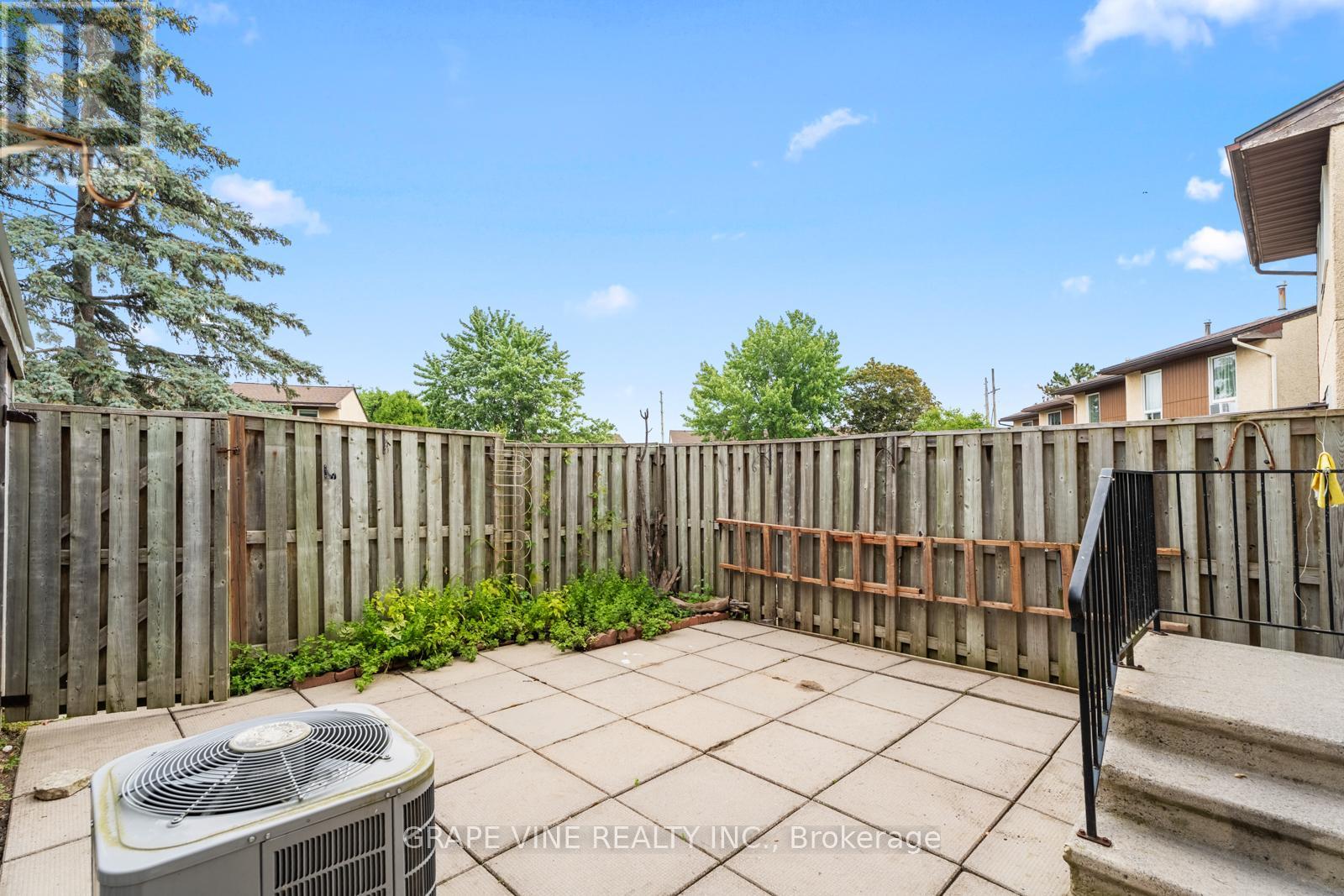 55 - 82 Chimo Drive