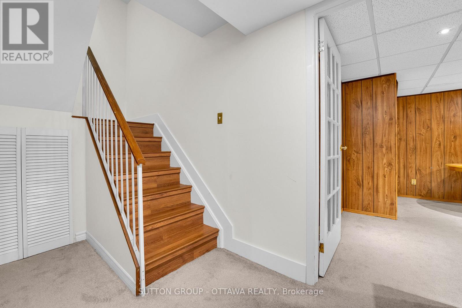 3085 Uplands Drive