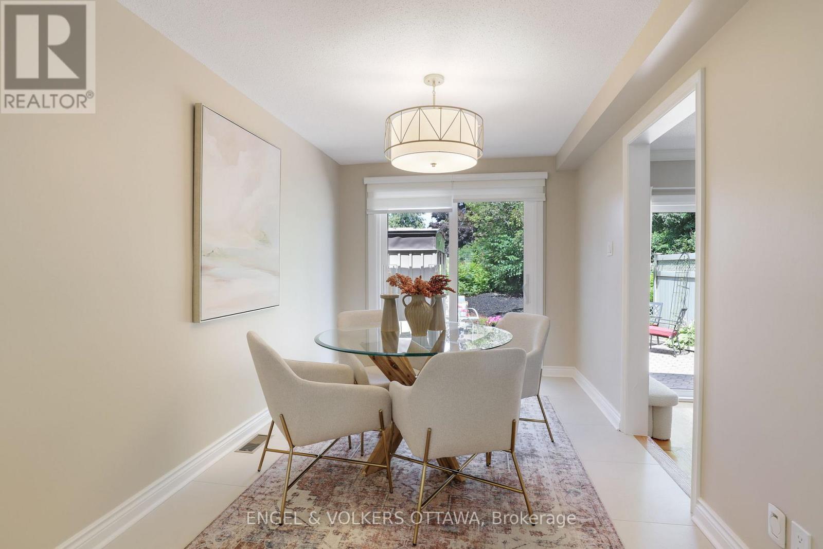 29 Chatsworth Crescent