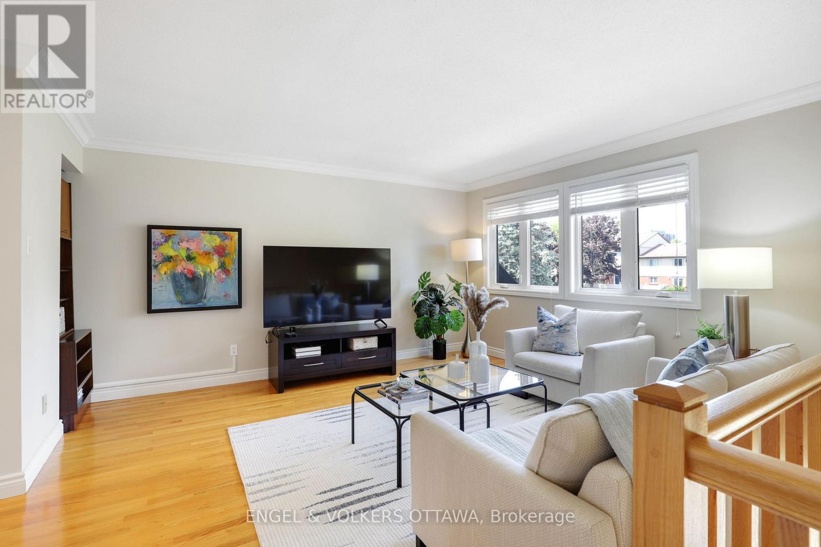 29 Chatsworth Crescent