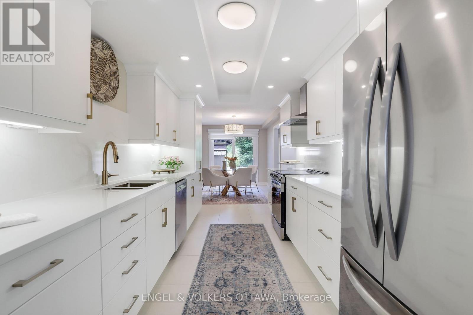 29 Chatsworth Crescent
