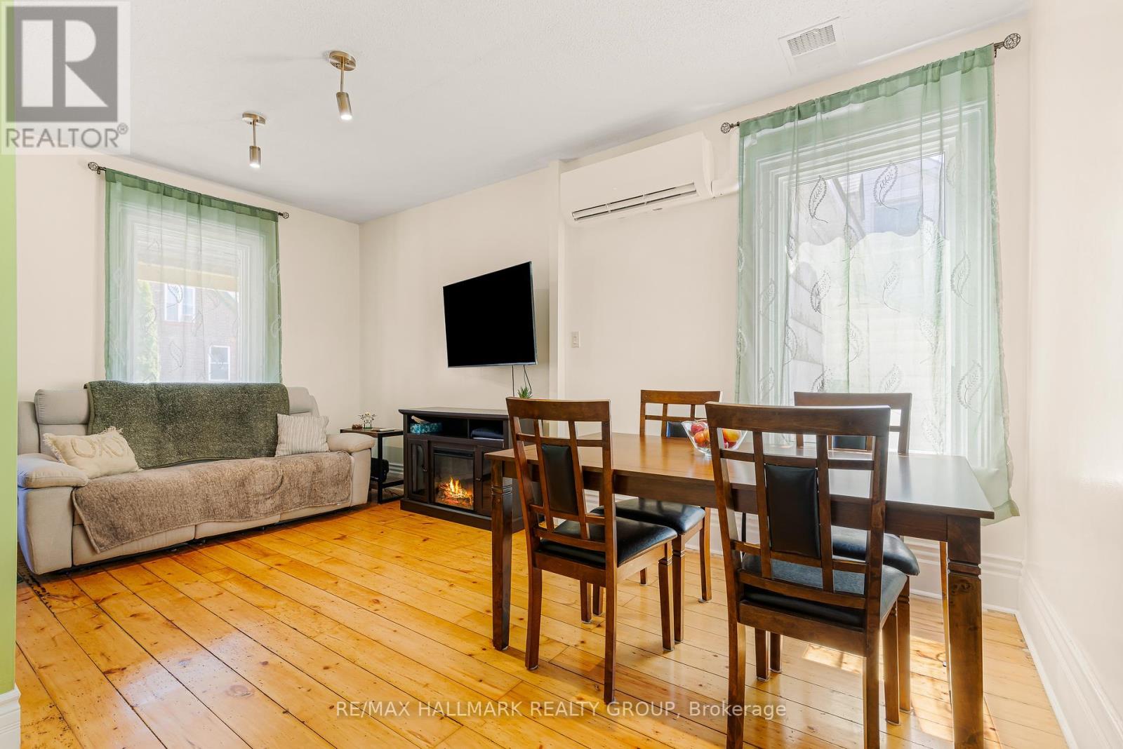 16 Halliday Street