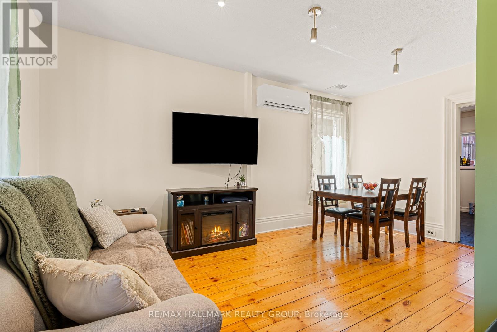 16 Halliday Street