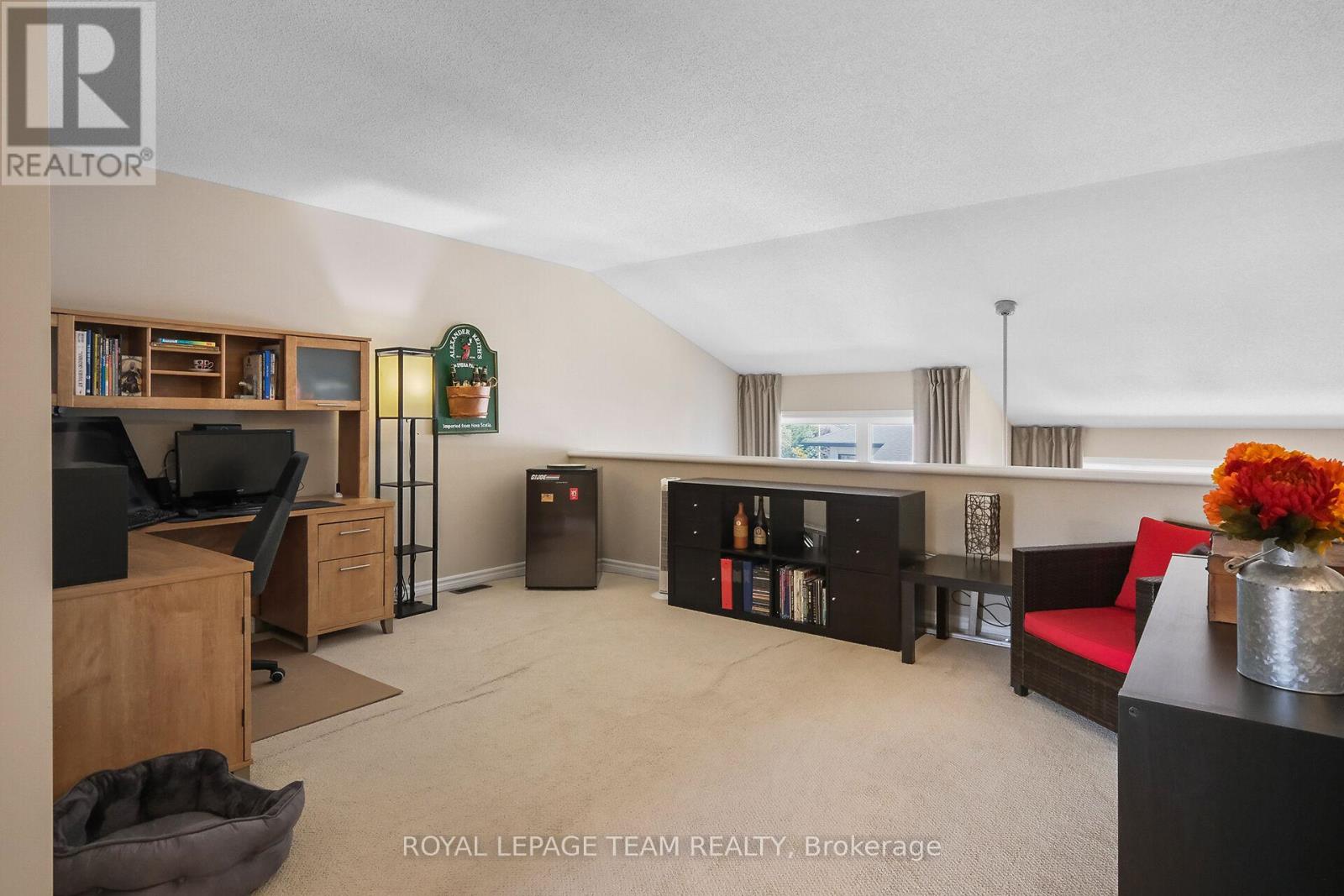 220 Pembina Private
